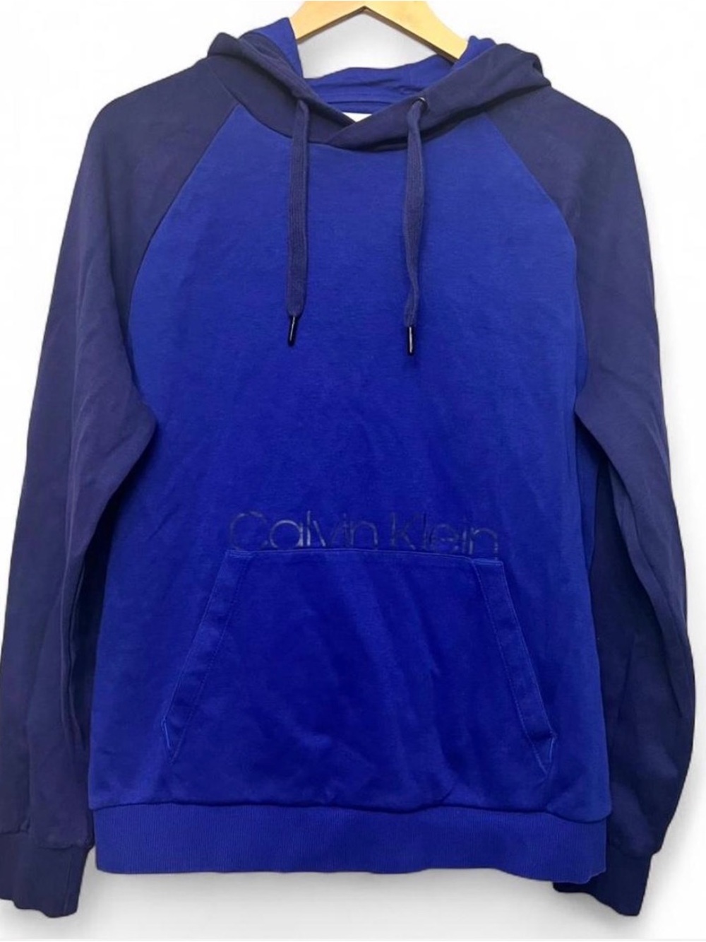Minimalist Calvin Klein Logo Men's Blue Hooded Pullover Sweatshirt
